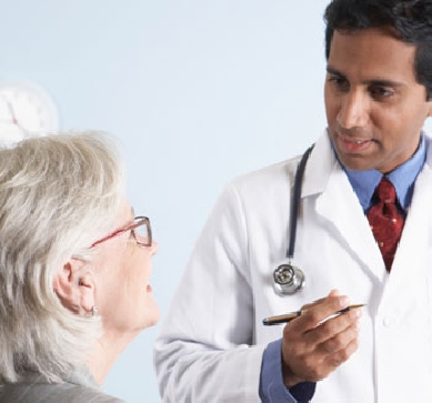 Secondo un sondaggio: in oncologia i medici di famiglia chiedono più formazione e aprono alle cure integrate