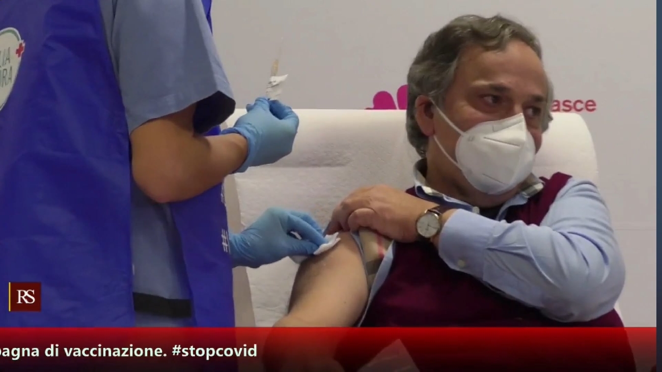 Il Presidente dell'Ordine dei Medici di Palermo Salvatore Amato tra i primi a ricevere il vaccino 